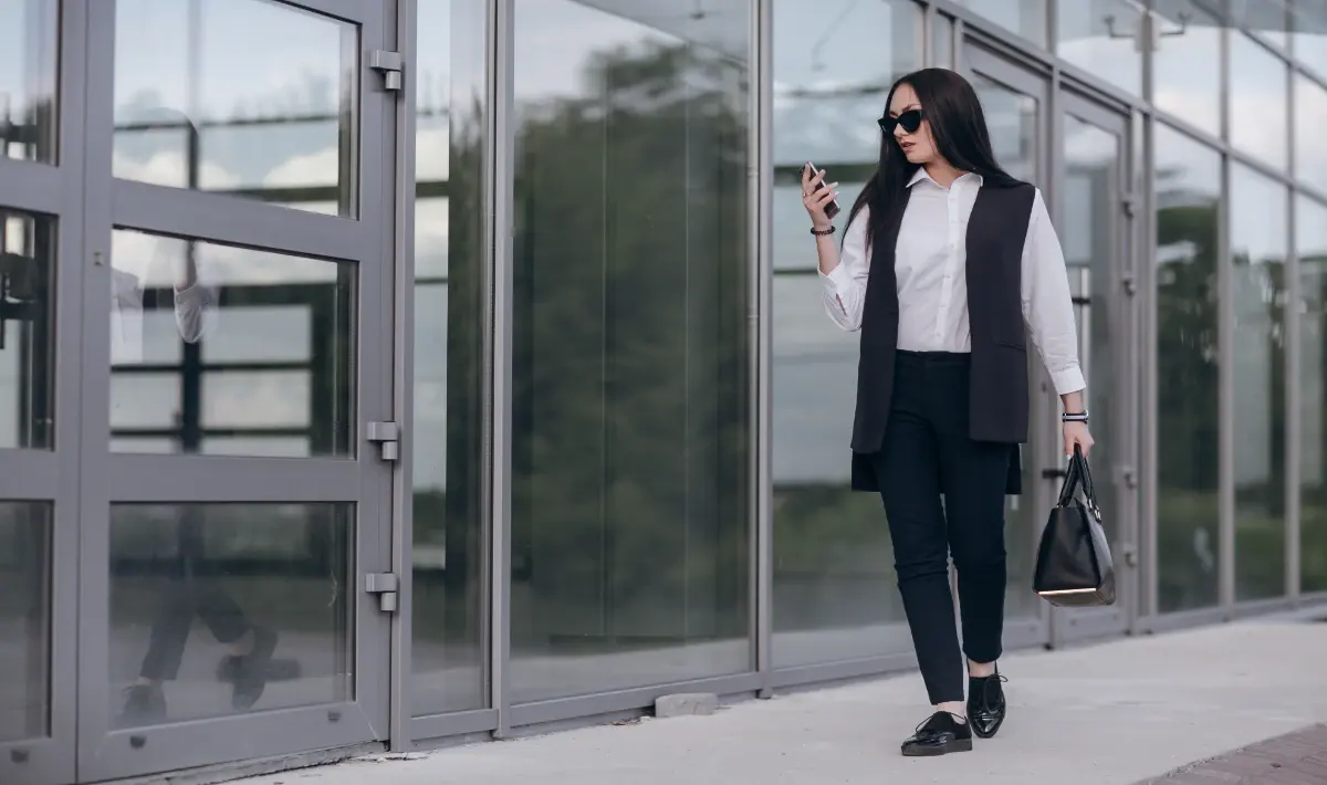 Office Glass Door Design: Bright, Modern and Productive Office Spaces