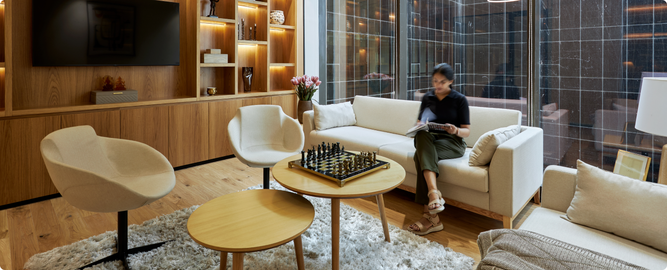 Executive cabin by OfficeBanao